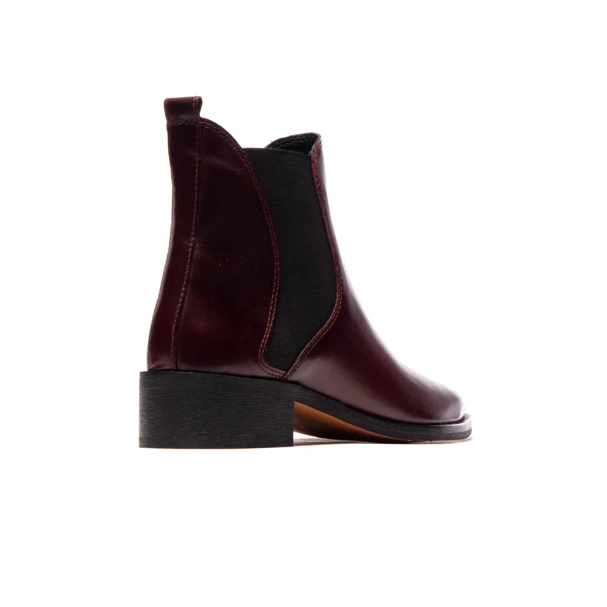 Aversa Bordeau Leather