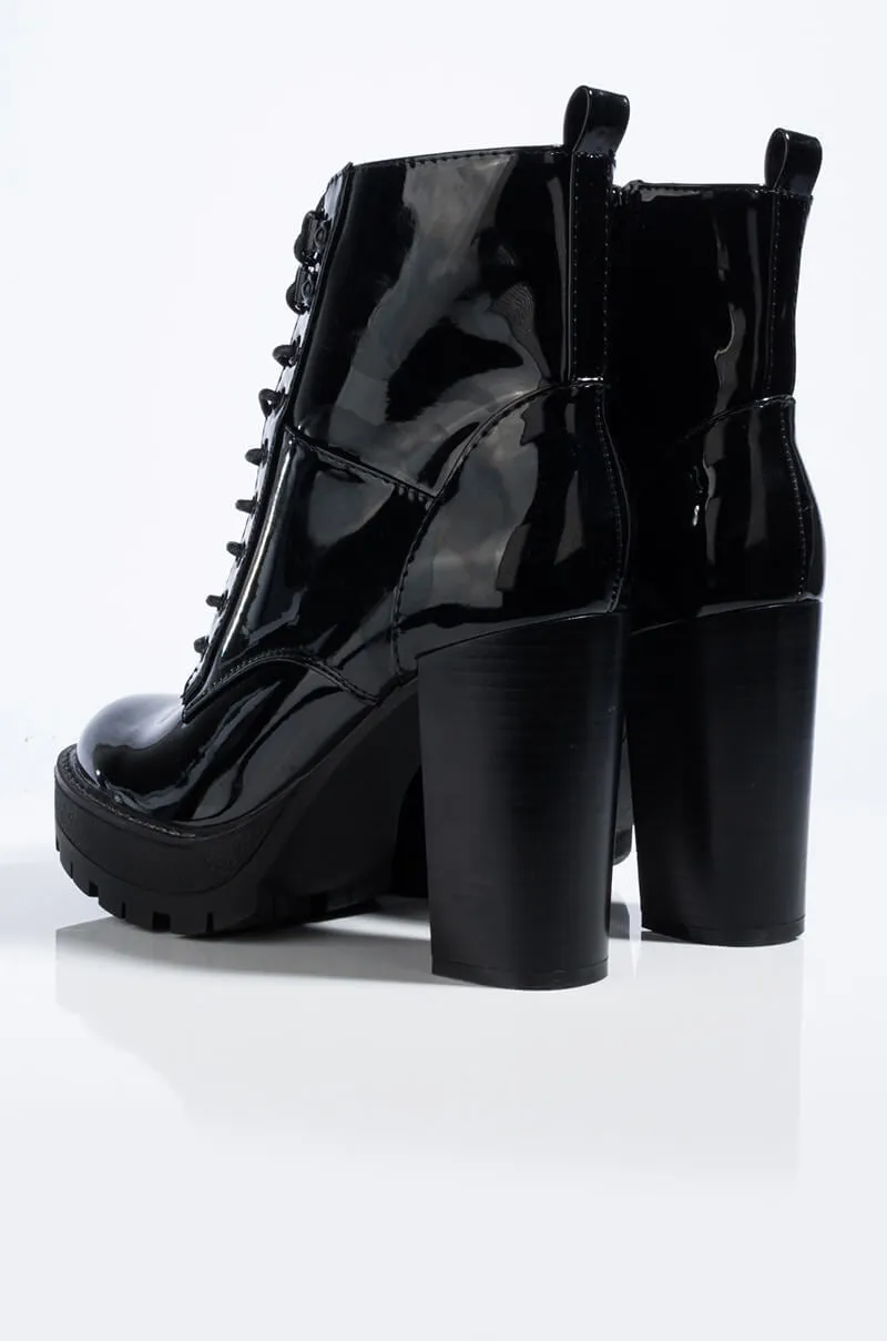 AZALEA WANG CHUNKY HEEL LACE UP BOOTIE BLACK PATENT