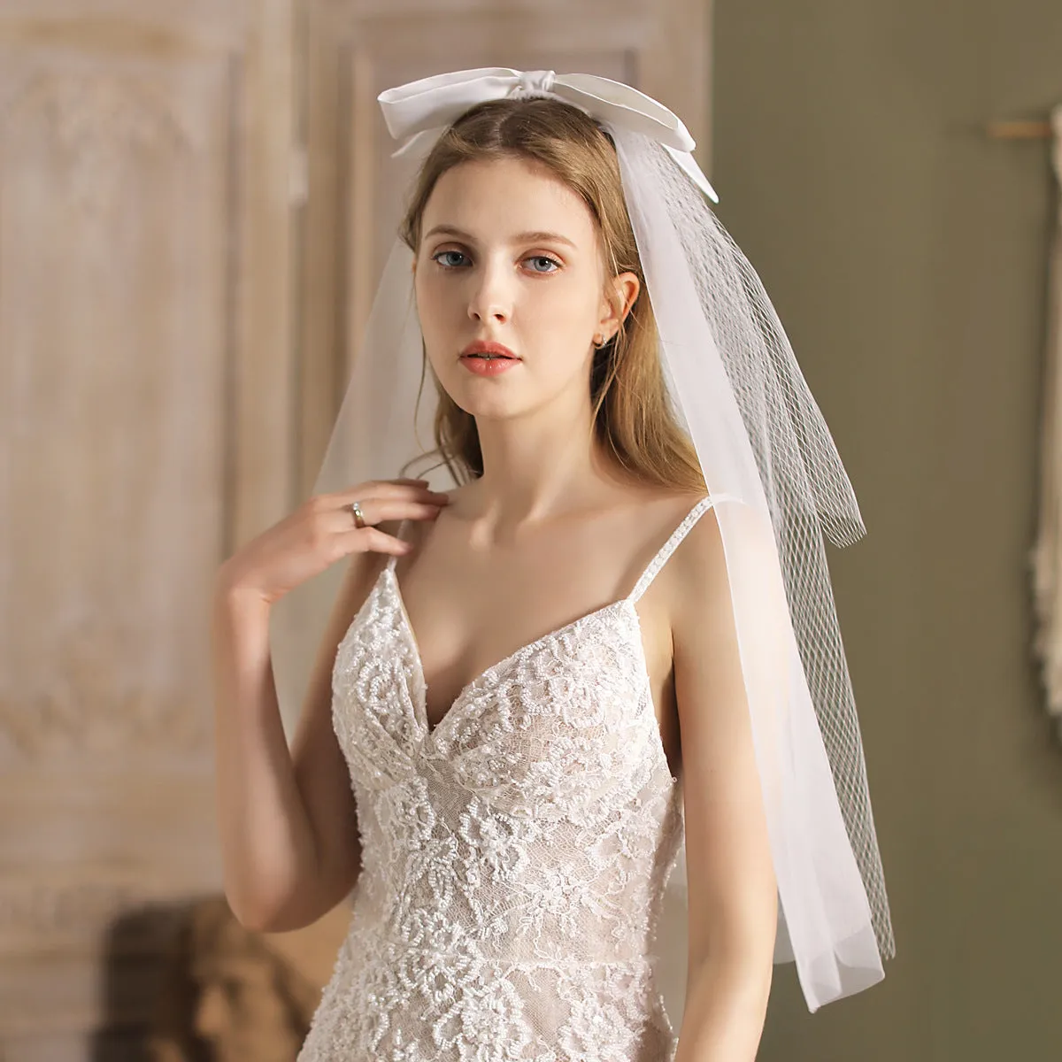 Big Bow Veil Waist Length