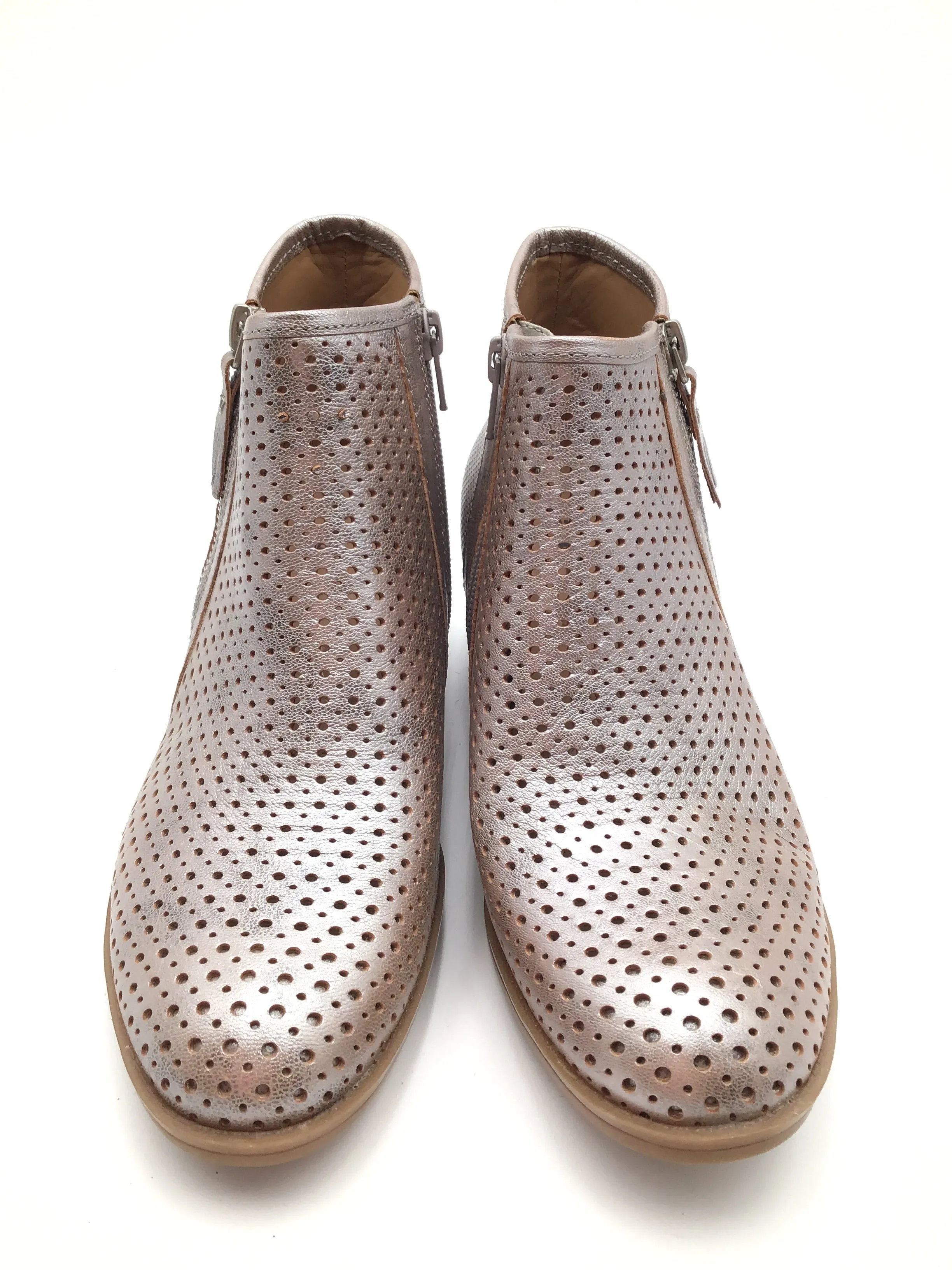 Boots Ankle Heels By Earth In Silver, Size: 8
