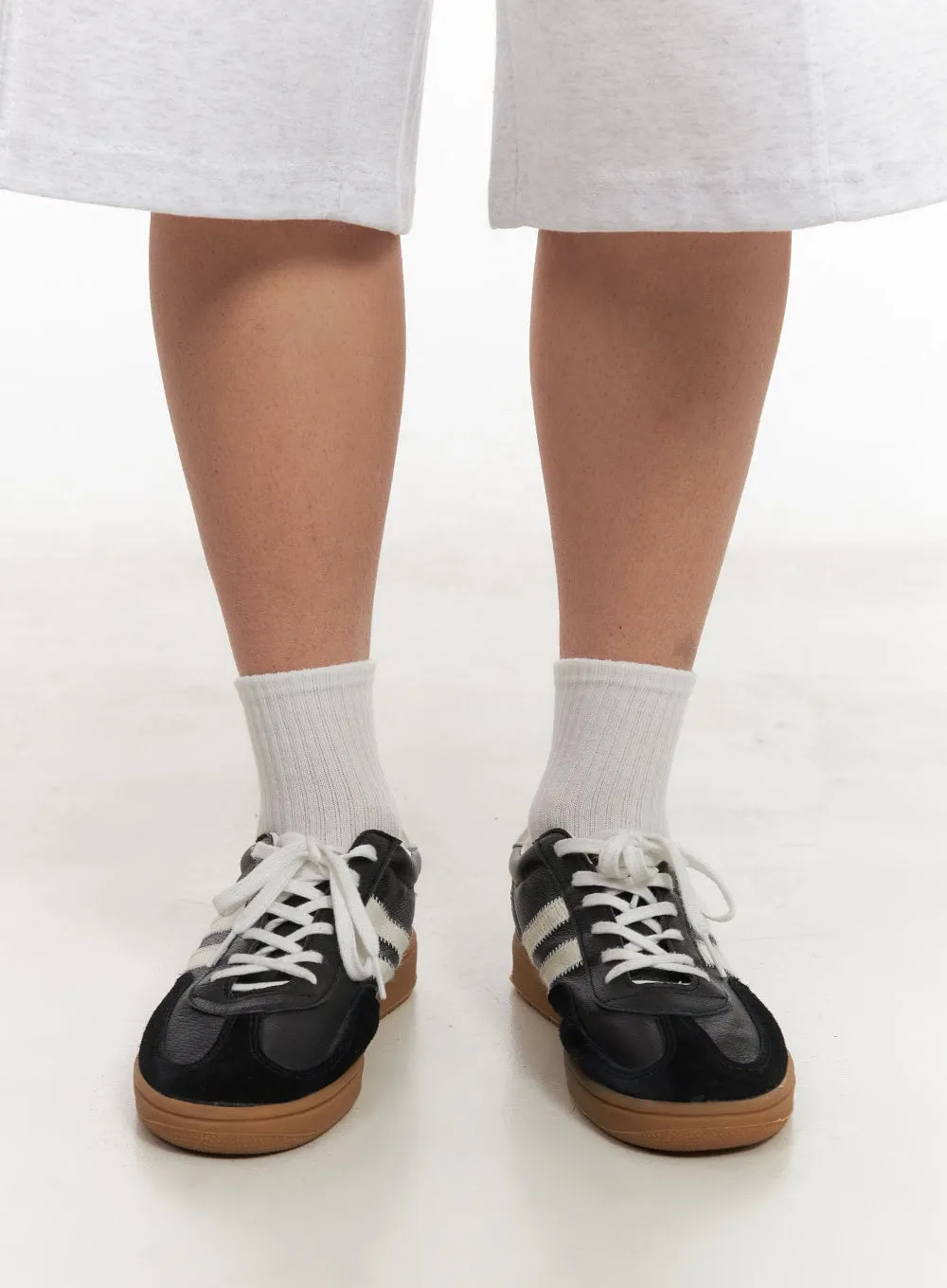 Essential Mid-Calf Socks IM531