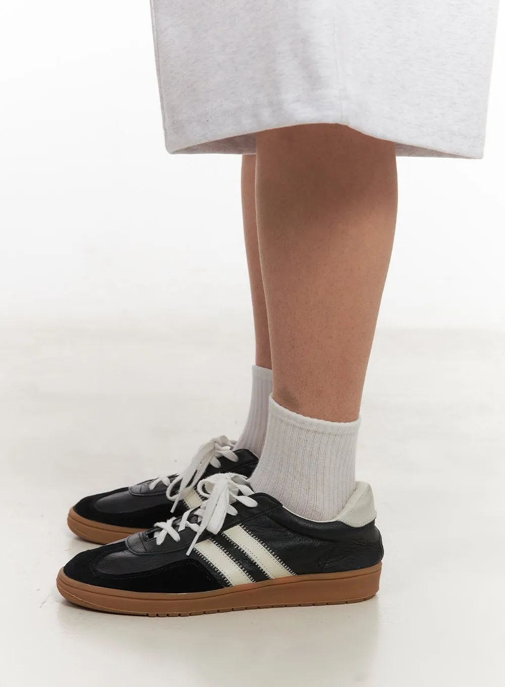 Essential Mid-Calf Socks IM531