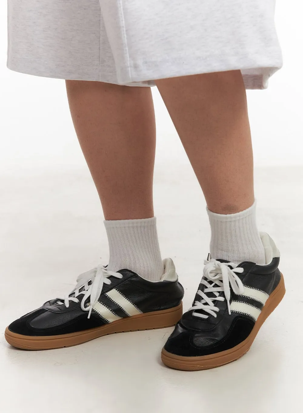 Essential Mid-Calf Socks IM531