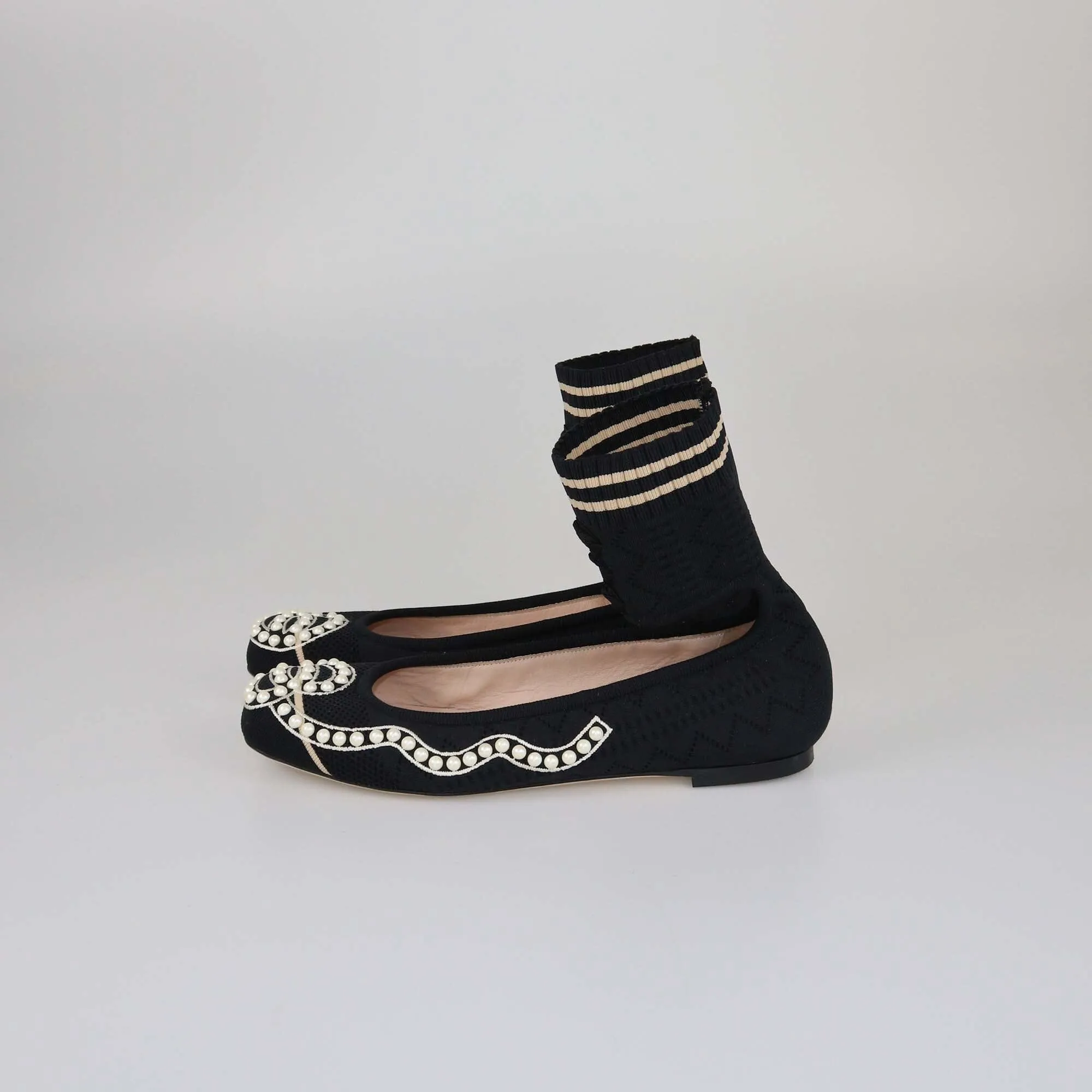 Fendi Black Knit Pearl Embellished Ballet Flats
