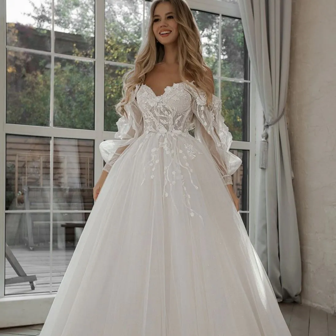 Floral Puff Elegance