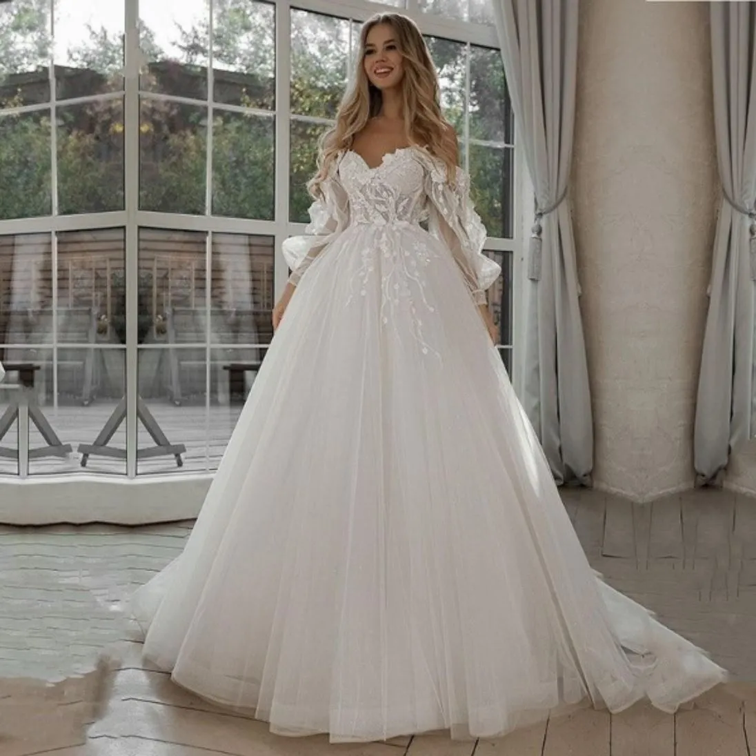 Floral Puff Elegance