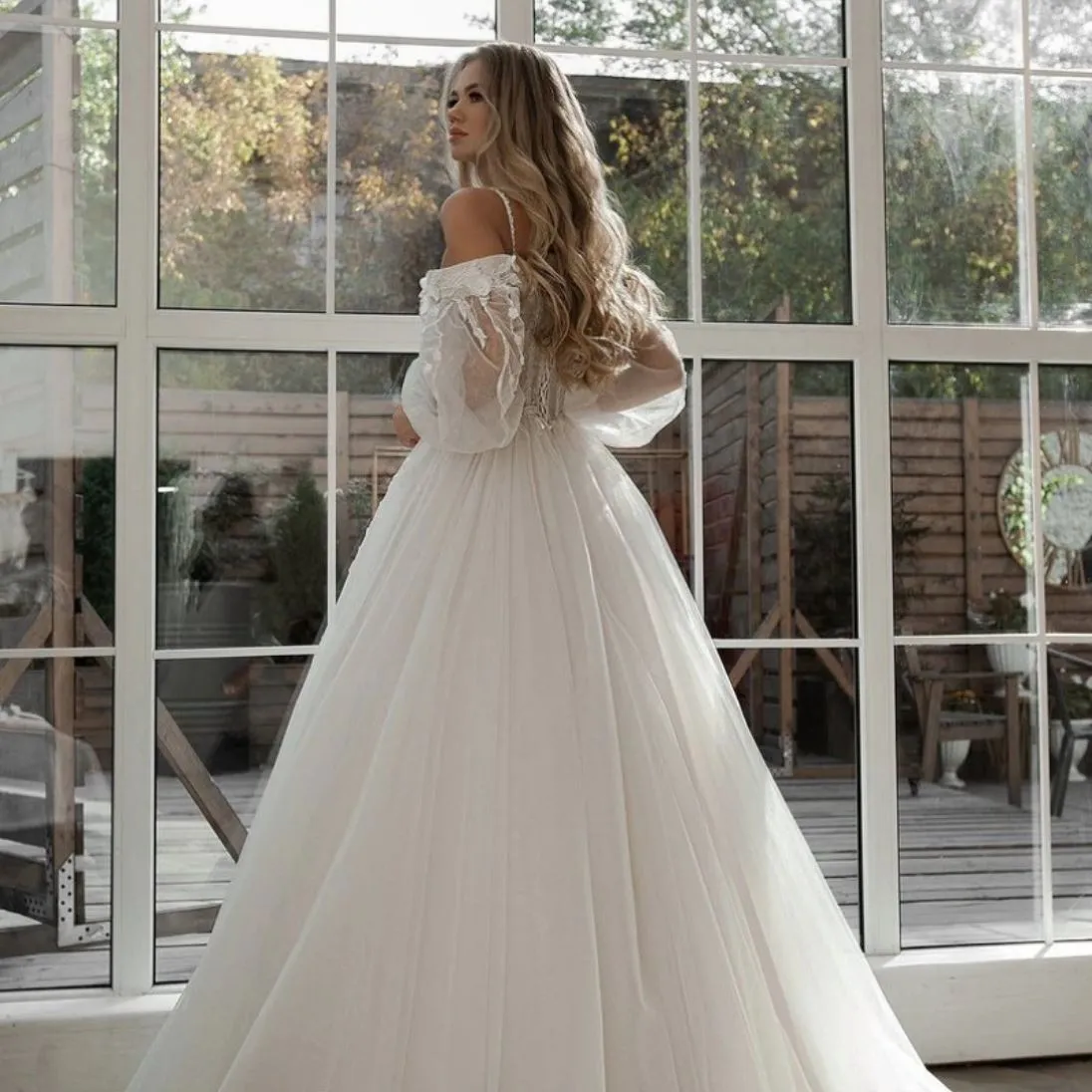 Floral Puff Elegance
