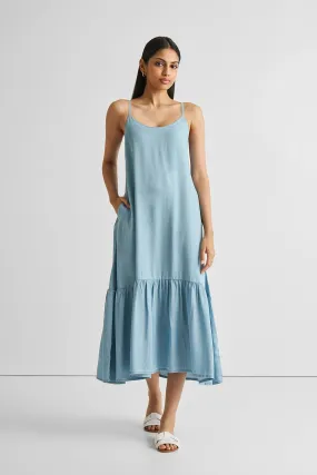 Reistor Flowy Maxi Dress in Blue Denim