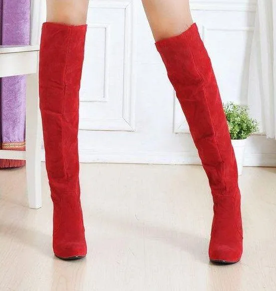THE NELLIE KNEE-HIGH BOOTS